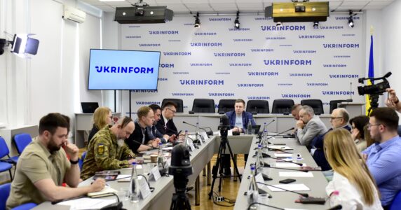 Працівники ідеологічного фронту, які просувають ідеї рашизму, є злочинцями на рівні з окупантами – Ігор Соловей